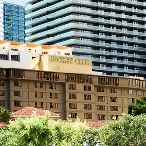 Hotel apartamentowy Getaways At The Jockey Club, Las Vegas